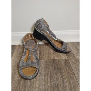Ariat Women Sandal Shalimar Size 10B Gray Leather T Strap Shoe New w/out tag/box